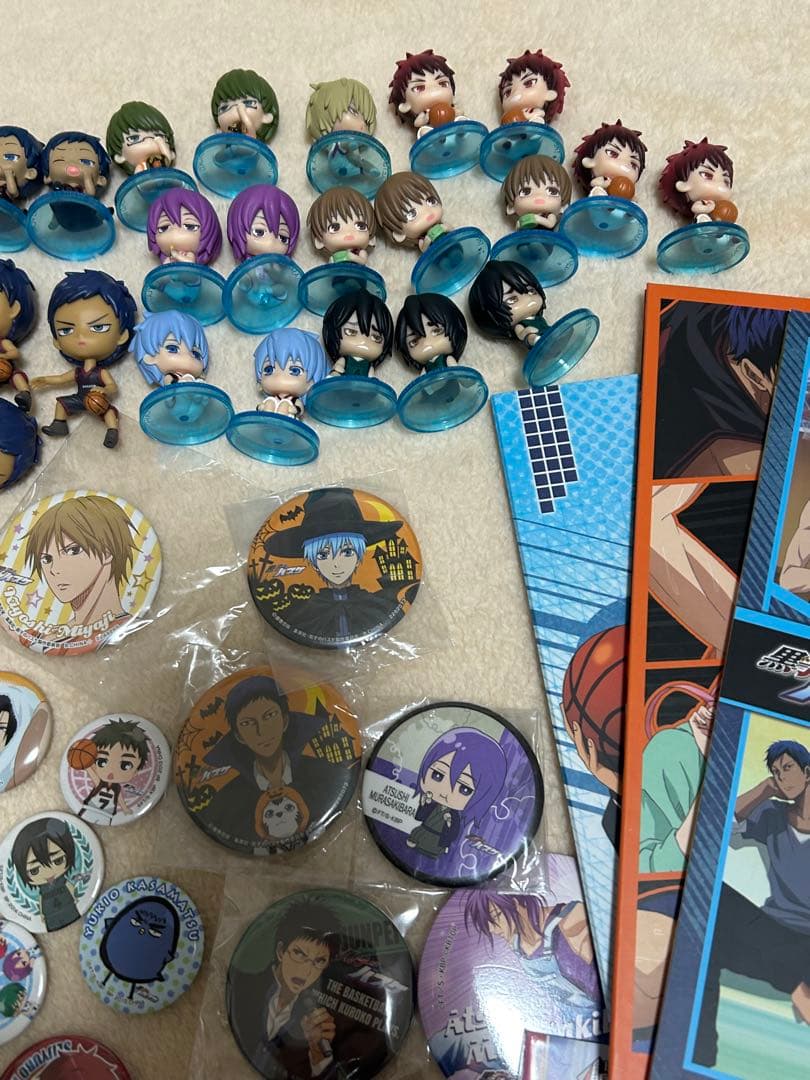 黒子のバスケ　フィギュア　缶バッジ　ラバスト　アニメグッズまとめ売り約100点