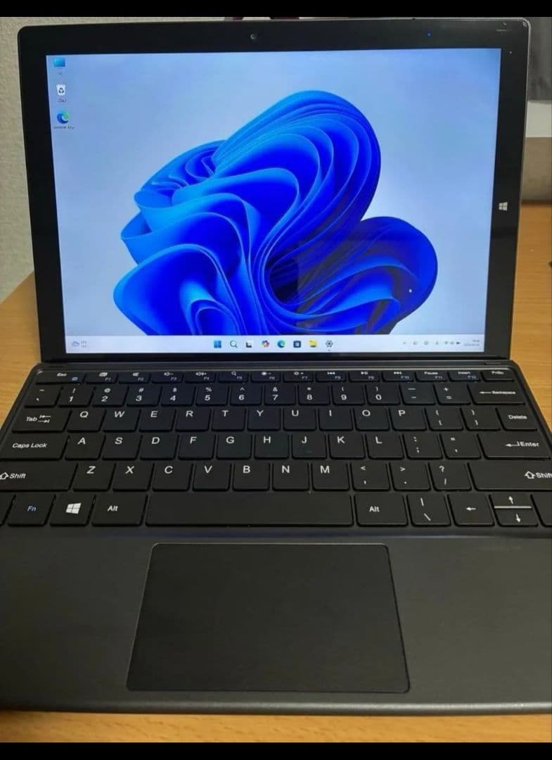 CHUWI UBook X WindowsタブレットPC脱着式キーボード付
