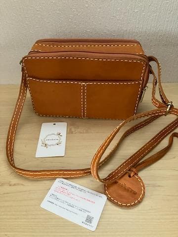 [ズッケロ]　本革 ショルダーバッグ