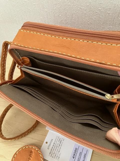 [ズッケロ]　本革 ショルダーバッグ