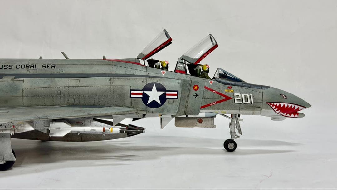 タミヤ1/48 マクダネル・ダグラス F-4B ファントムII 完成品