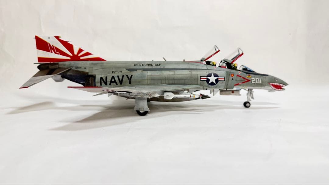 タミヤ1/48 マクダネル・ダグラス F-4B ファントムII 完成品