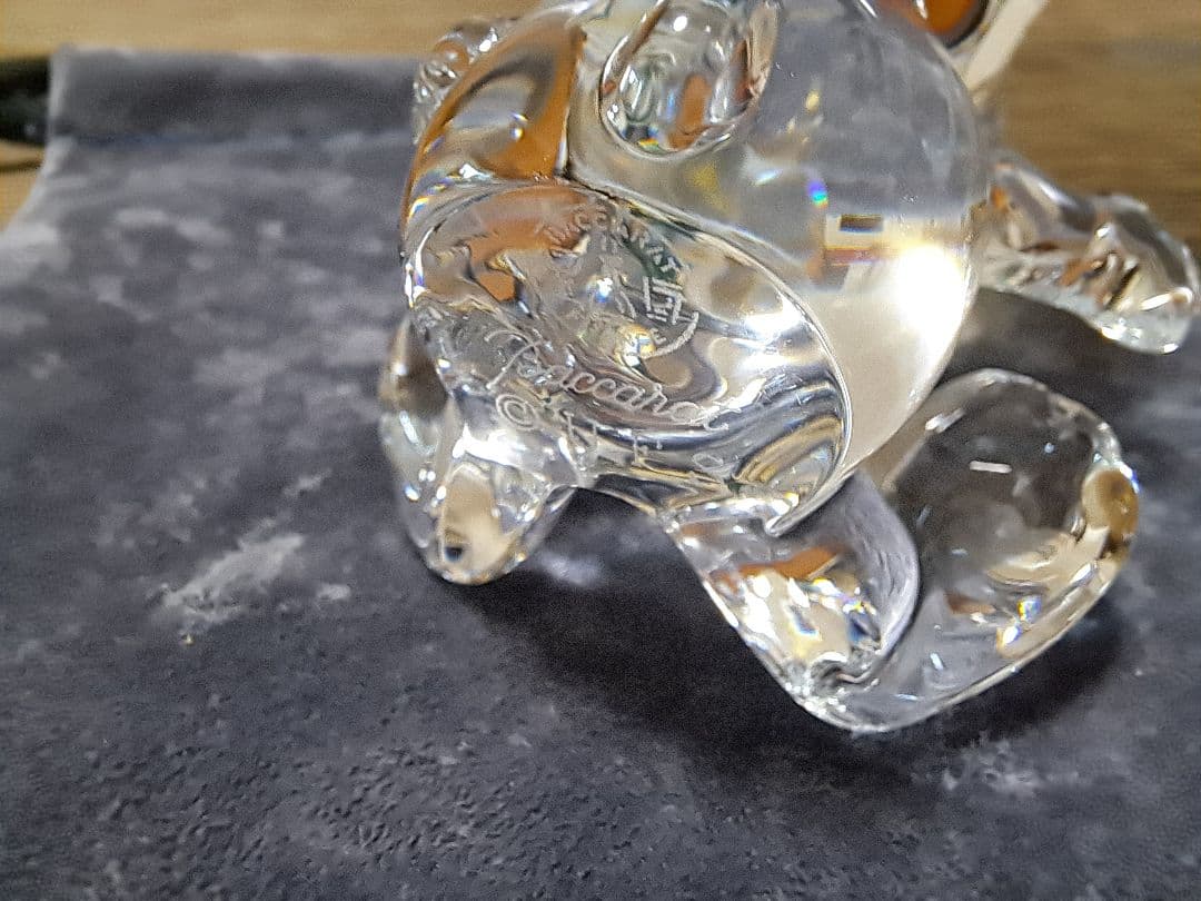 バカラ　baccara　クリスタル　スヌーピー　置物　オブジェ