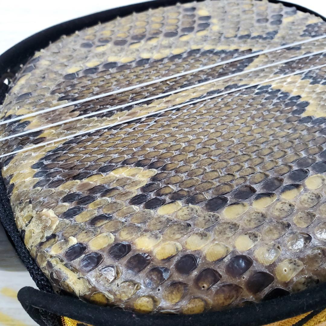 ル*ル様 ★三線★沖縄三味線★本革 ヘビ革 本皮 蛇皮★