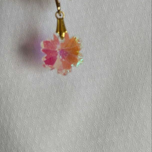 数限定　オーロラピアス　イヤリング可ネックレス可　雪結晶　桜スター星ハンドメイド