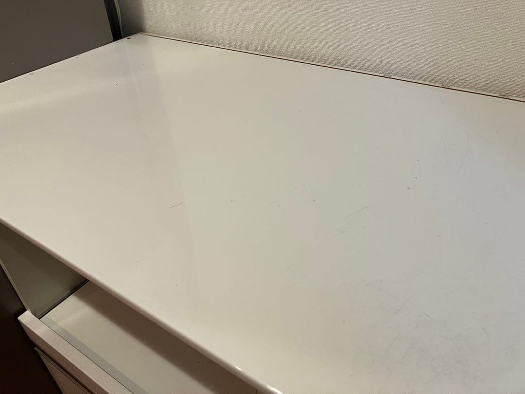 ホワイト食器棚 スライド扉付き