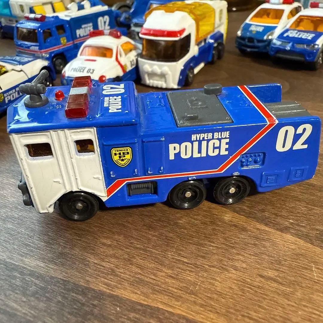 トミカ ハイパーブルーポリス 14台＋2台 まとめ売り