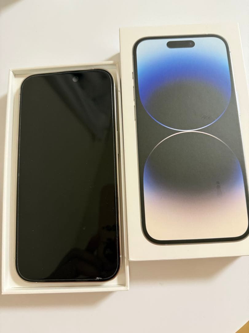 Apple iPhone 14 Pro 1TB ホワイト 本体