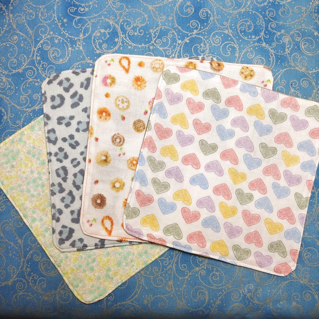 ご確認用　瑠架さま専用　ハンカチ　ネコちゃん柄ハンドメイド4/2
