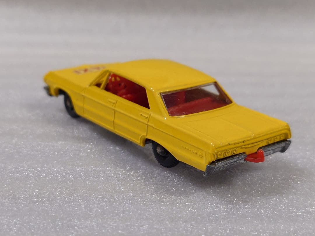 ミニカー MATCHBOX No.20 CHEVROLET IMPALA TAXI