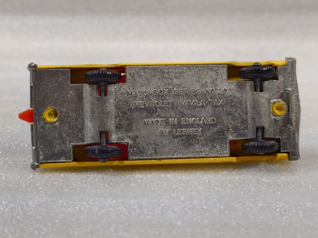ミニカー MATCHBOX No.20 CHEVROLET IMPALA TAXI