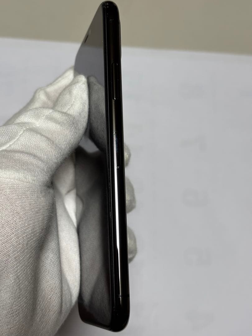 Apple iPhone XS 64GBバッテリー80%