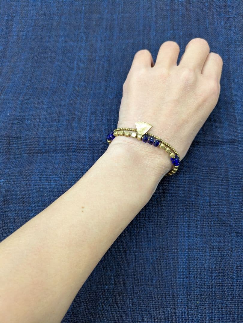 ヴィンテージビーズとチェコビーズの ブレスレットとピアス。