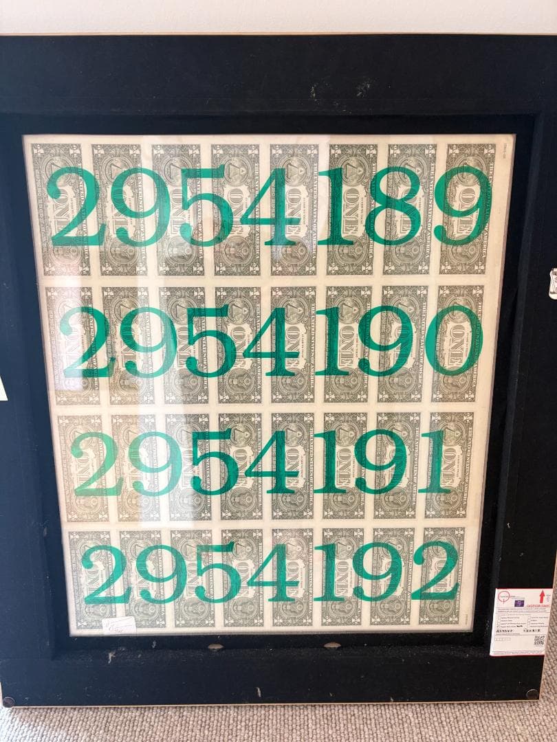 ドル紙幣デザイン アート作品