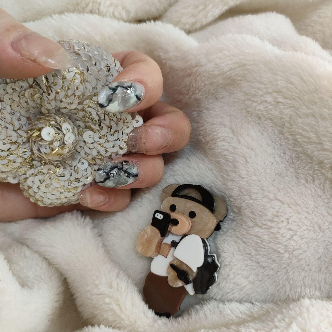 CHANEL♡スパンコール装飾フラワー&クマのブローチノーメーカーおまけセット♡