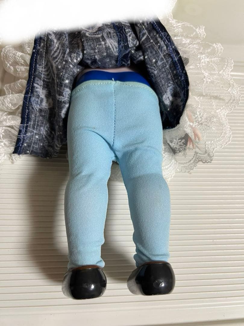 ディズニーアニメータードールの人形（アナ、エルサ）洋服セット