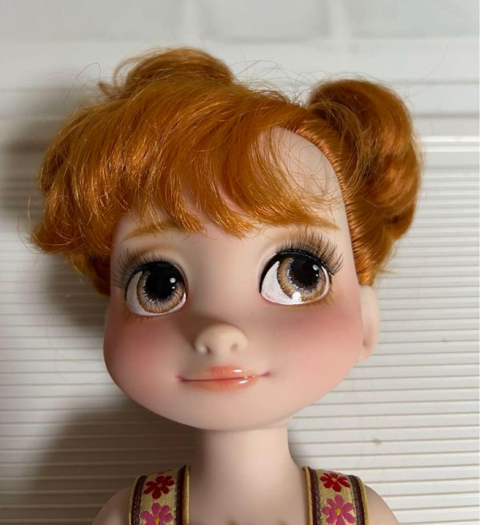 ディズニーアニメータードールの人形（アナ、エルサ）洋服セット