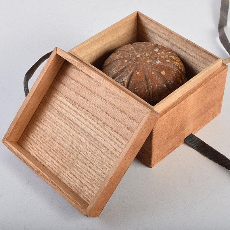 茶道具　伊賀焼　菊香合　時代箱付　V　R9423