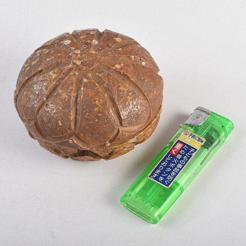 茶道具　伊賀焼　菊香合　時代箱付　V　R9423
