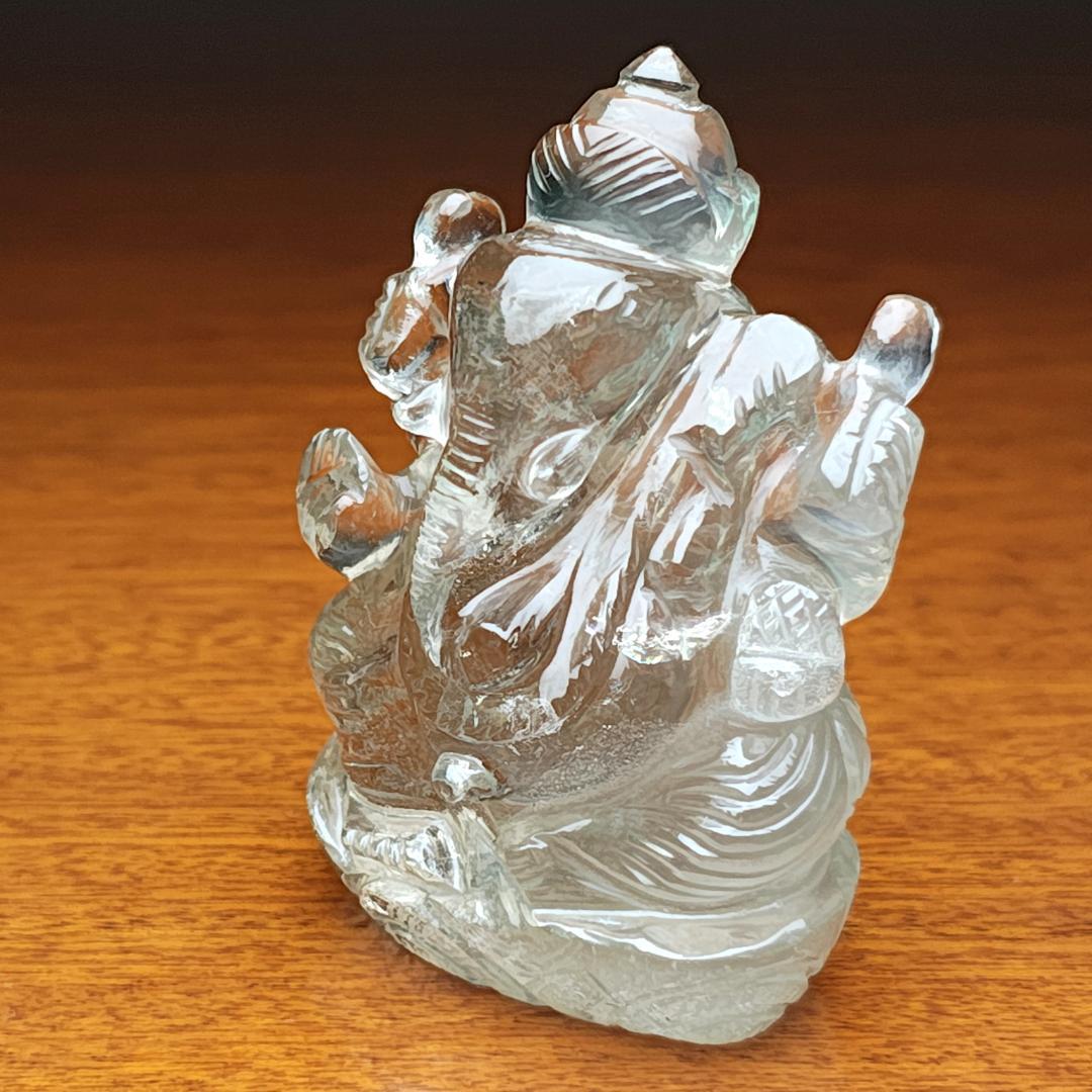 【No,11】ネパール ヒマラヤ水晶製 インドの神様 ガネーシャ立像 虹 煙水晶