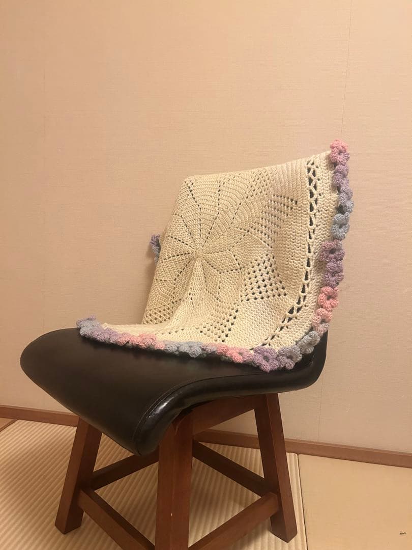 【週末値引き】花束ブランケット　ハンドメイド　８９cm