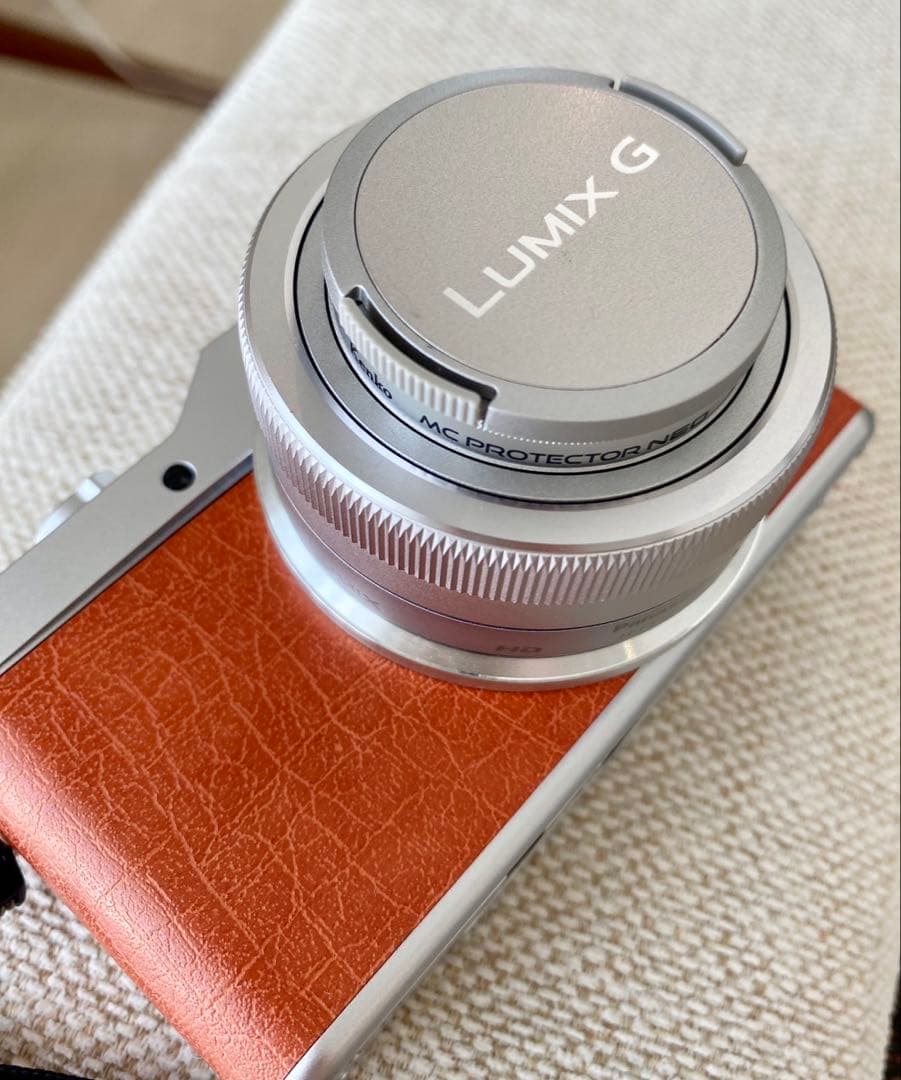 Panasonic LUMIX G DC-GF9W ミラーレスカメラ