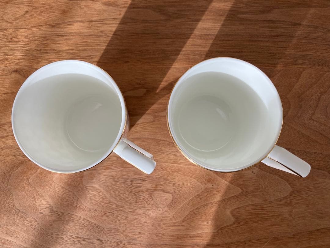  マグカップ　シルエットデザイン