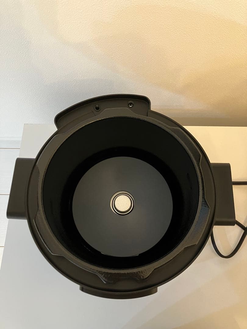 TOSHIBA 電気圧力鍋 ￼RCP-30R