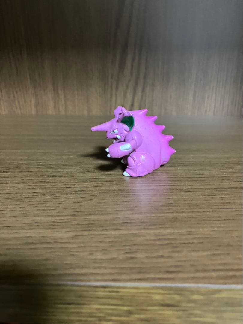希少　顔違い　TOMY製 ポケモン　モンスターコレクション 初期　ニドキング