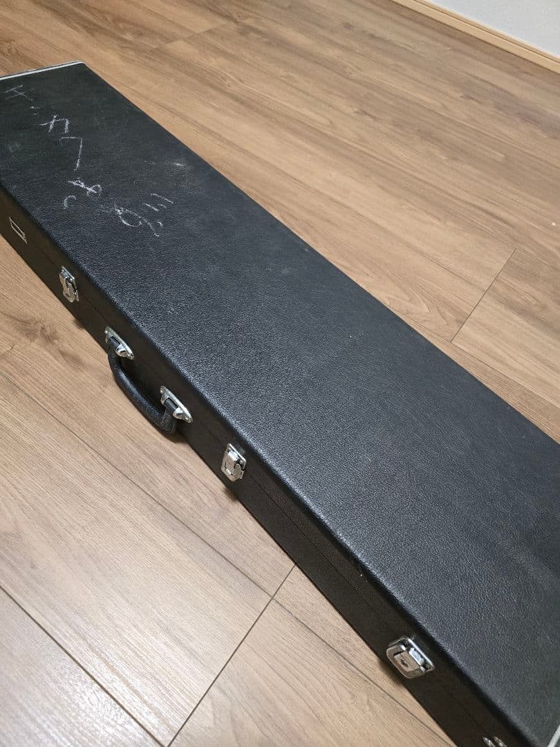 メンテナンス品　津軽三味線練習仕様　紅木の中棹三味線セット　正寸です