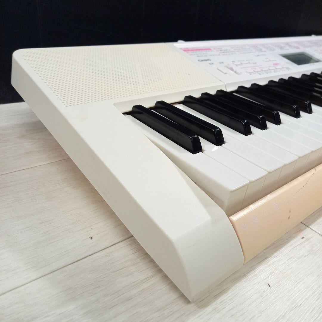 CASIO LK-111 61鍵 電子ピアノ キーボード 光ナビゲーション