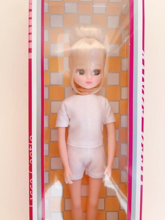 リカちゃん　キャッスル　2022年度版クリスマスモデル　リカちゃん