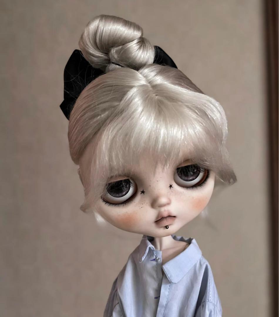 カスタムブライス 人形 海外作家様 スター 唇ピアス 気怠 ダーク スペシャル