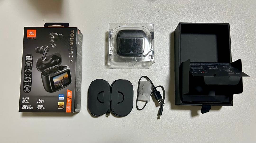 イヤホン JBL tour pro 3