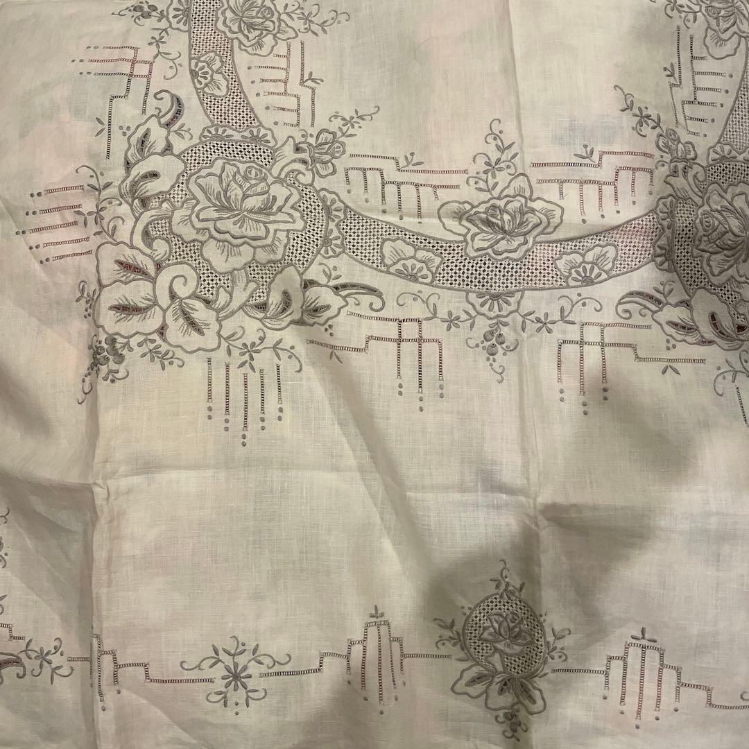 SWATOW 中国　刺繍入り　テーブルクロス　マルチカバー