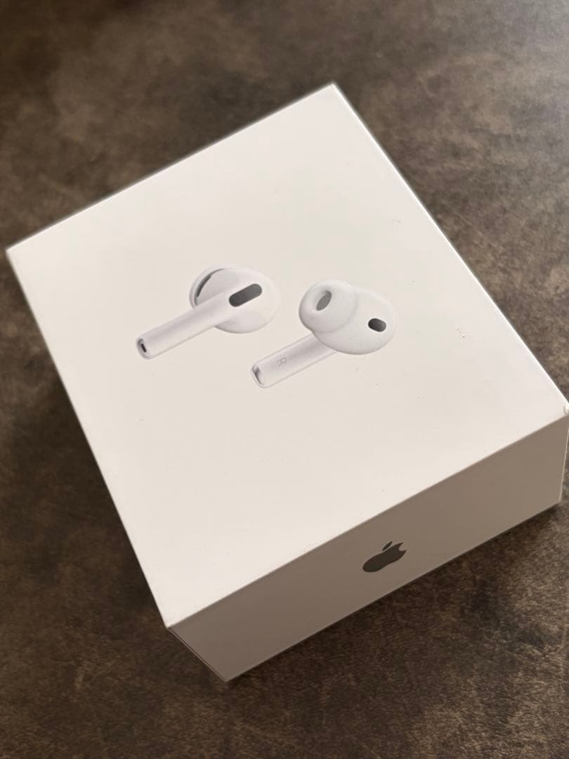 AirPods Pro3 本体 付属品完備　美品　おまけケース付き