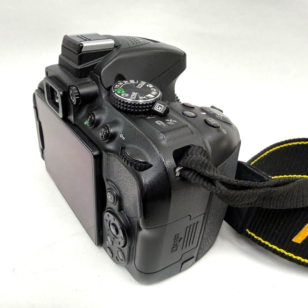 Nikon ニコン D5300 デジタル一眼レフカメラ