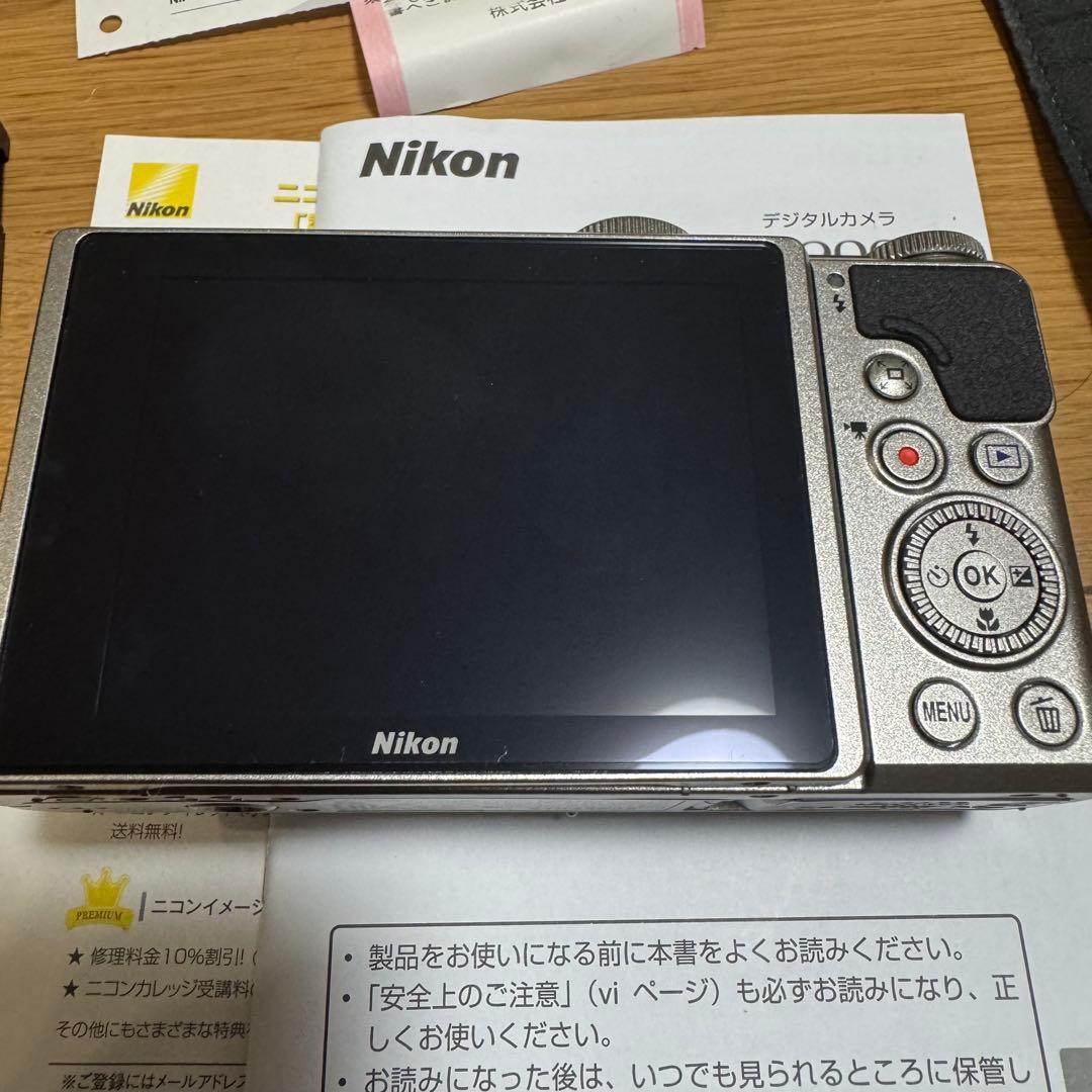 【美品】Nikon COOLPIX A900 シルバー