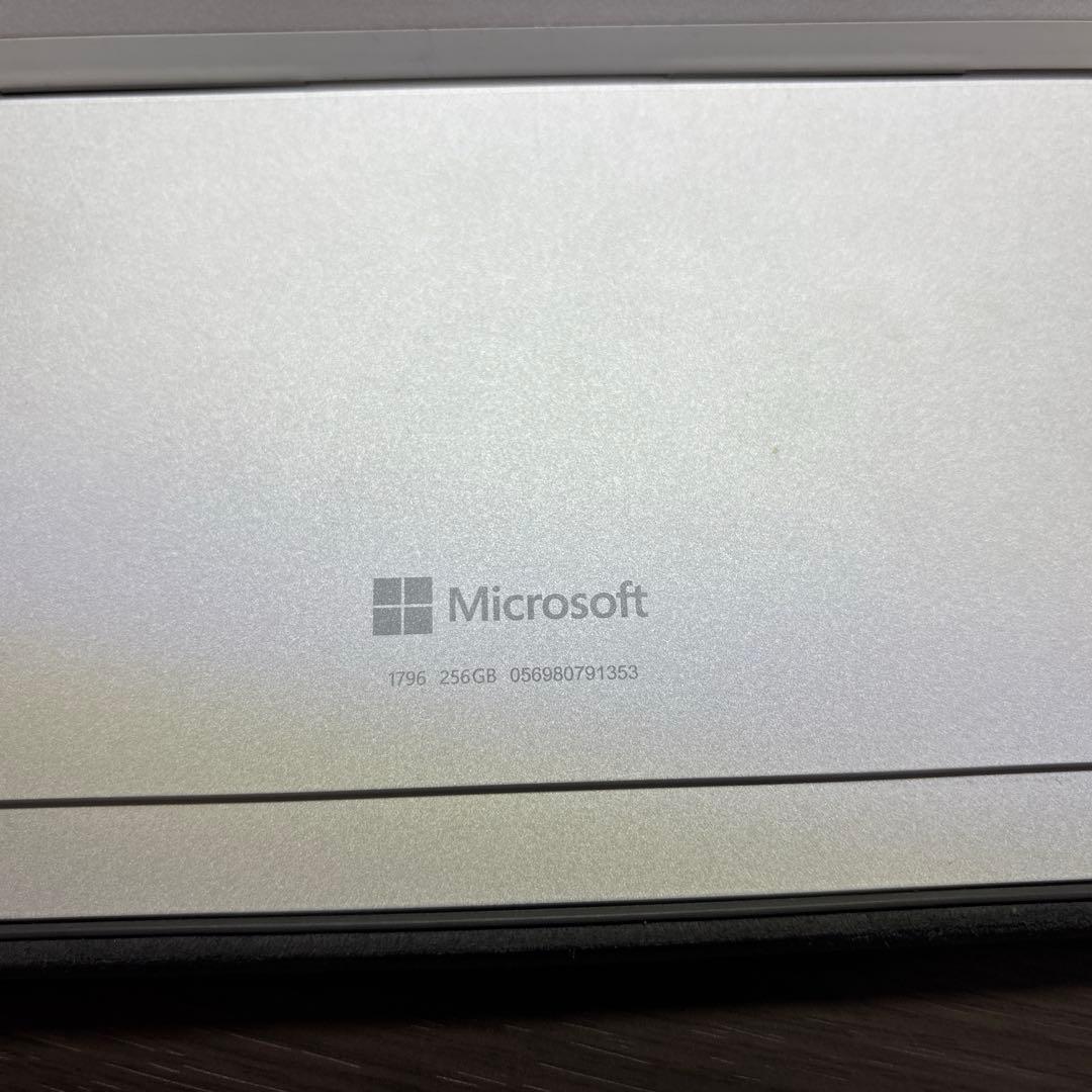 SurfacePro6 i5-8250U メモリ8G ストレージ256GB
