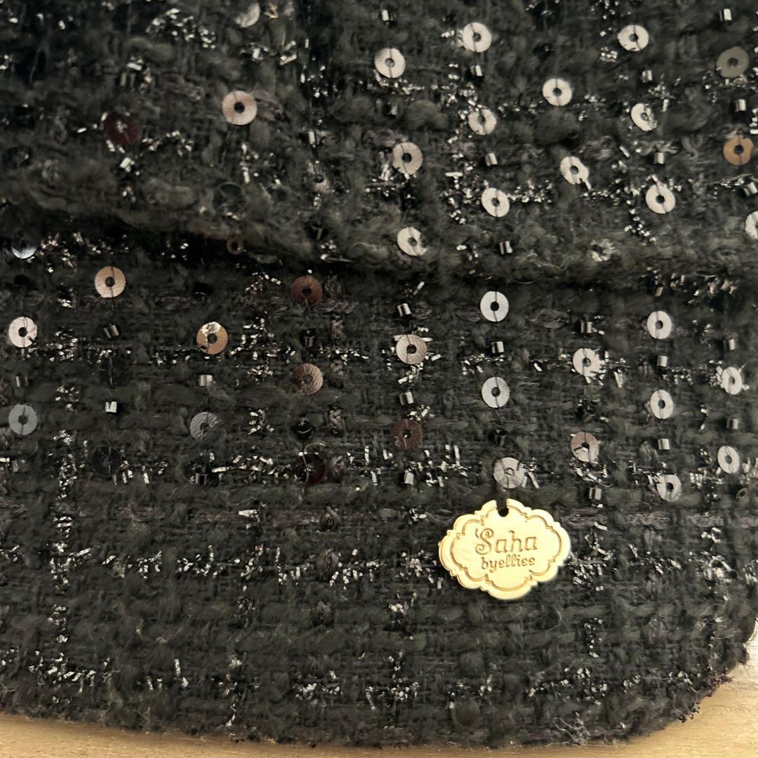 ザハバイエリー　フリルバッグ Tweedy Bebe 黒ツイードトートバッグ