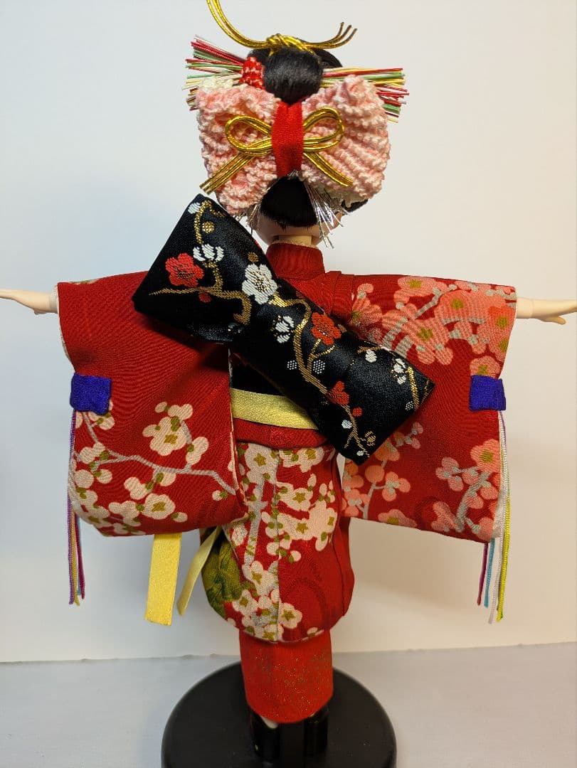 手足稼働　1/6　胡粉仕上げのヘッド付ドール　禿『乙羽』衣装スタンド付き