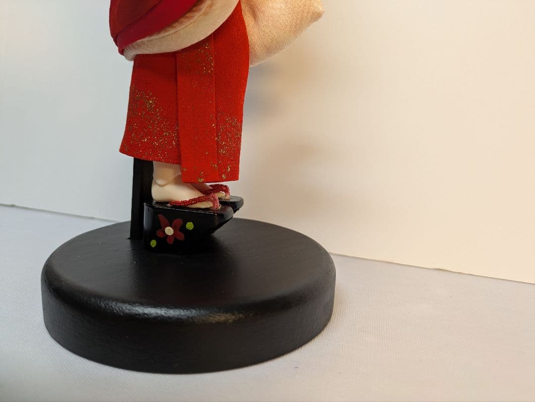 手足稼働　1/6　胡粉仕上げのヘッド付ドール　禿『乙羽』衣装スタンド付き