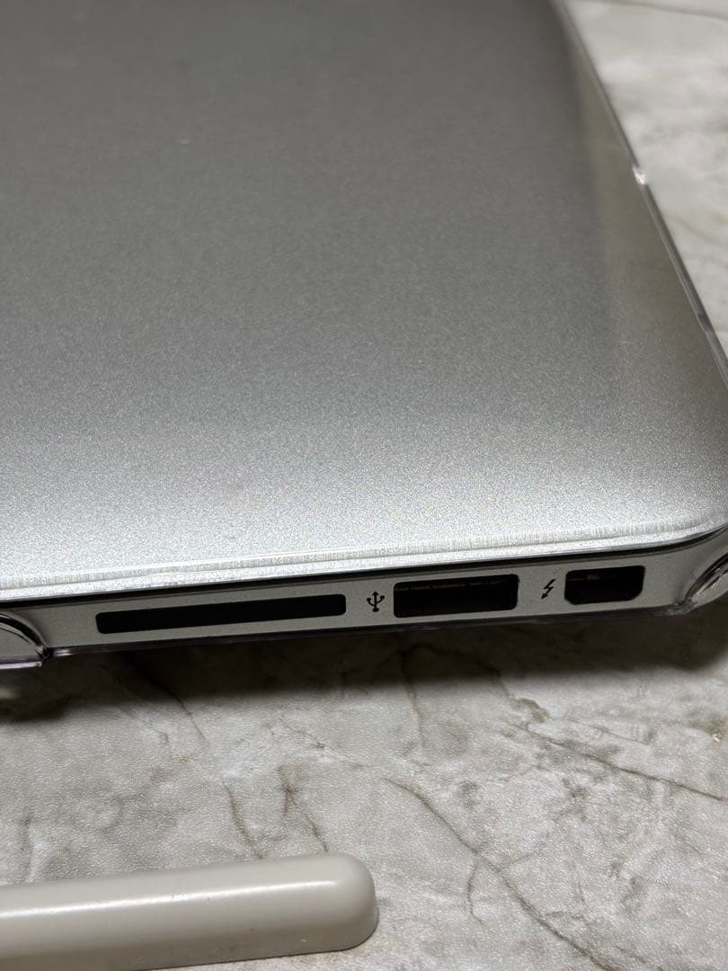 Apple MacBook Air A1466 2017 バッテリー交換済・箱付