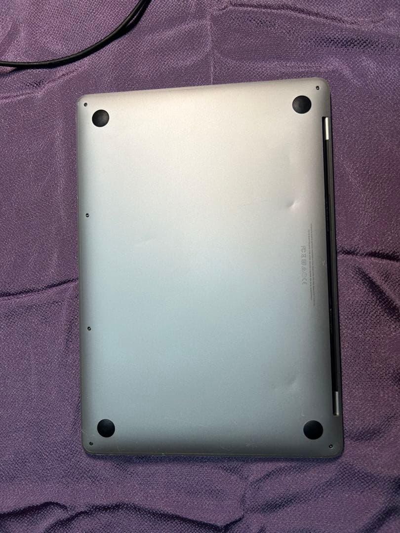 MacBook Pro 13 2017 シルバー　ジャンク