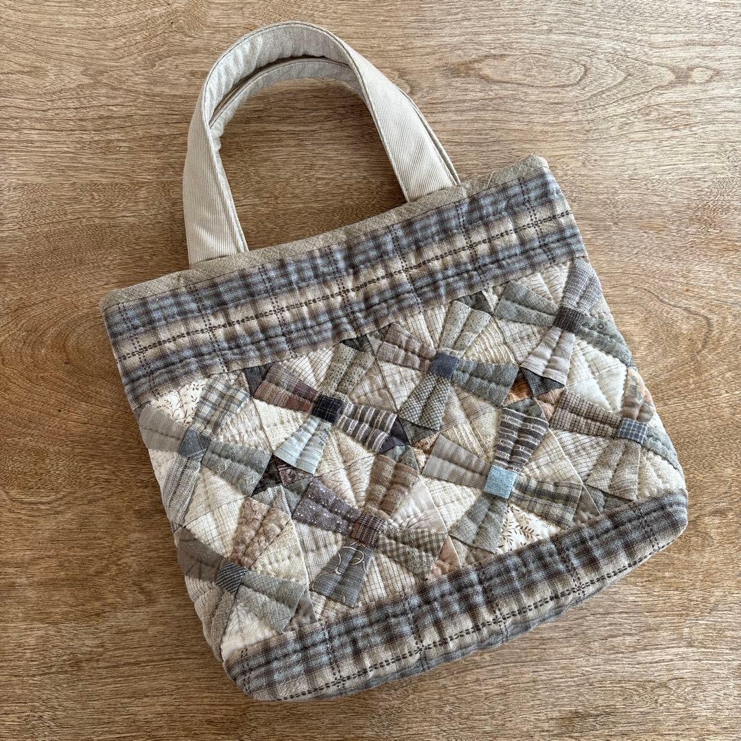 パッチワークキルト　タラハッシーのトートバック　ハンドメイド