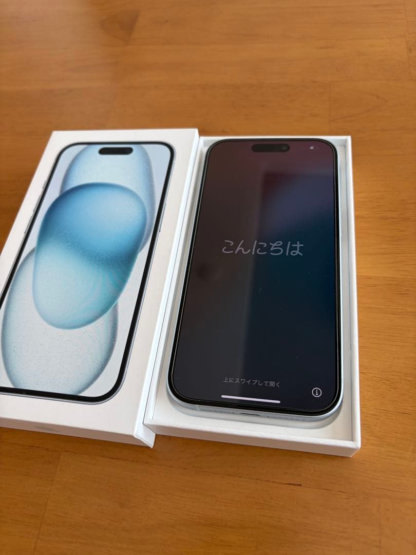 【美品】iPhone 15 ブルー 256GB