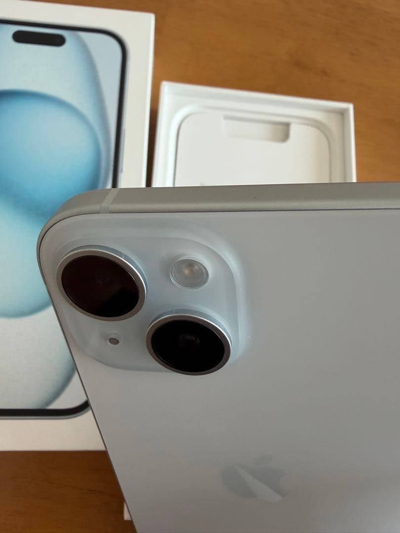 【美品】iPhone 15 ブルー 256GB
