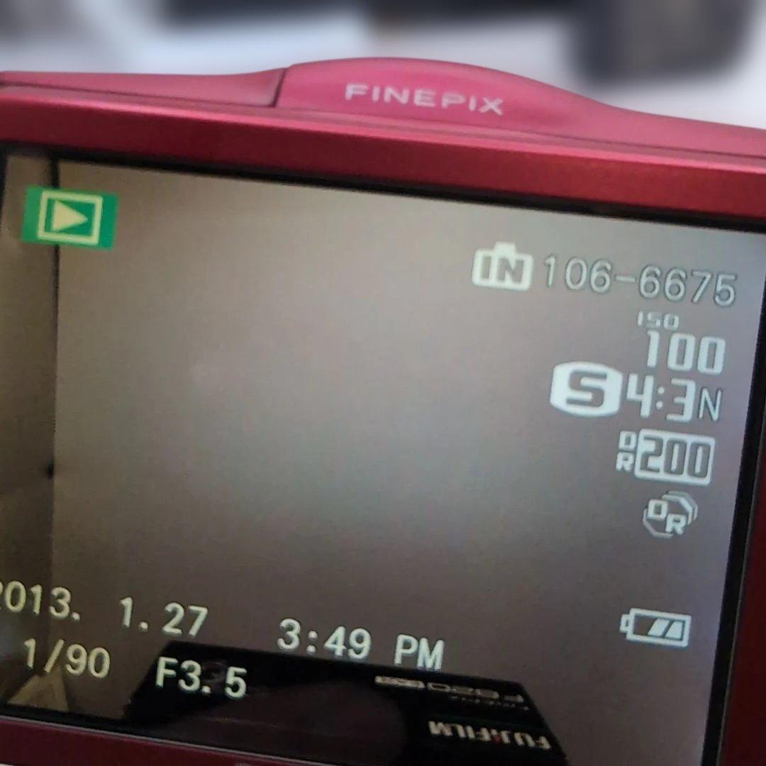美品 箱付 FUJIFILM FINEPIX F820 EXR レッド