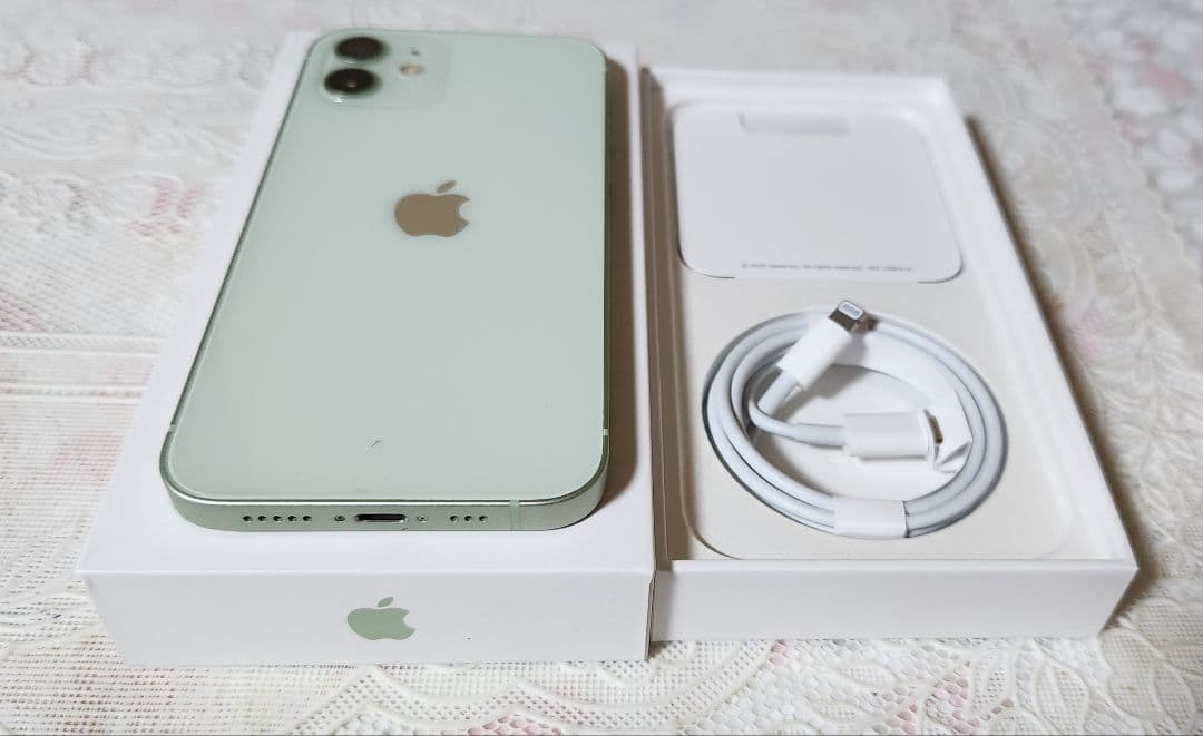 iPhone 12 シリーズ 修理歴無し おまけ付き