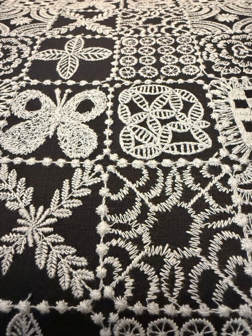 ミナペルホネン使用スツール　オットマンハンス.j.ウェグナーデザインリプロダクト